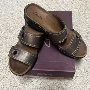 Clarks Lexi Willow sandals 8.5